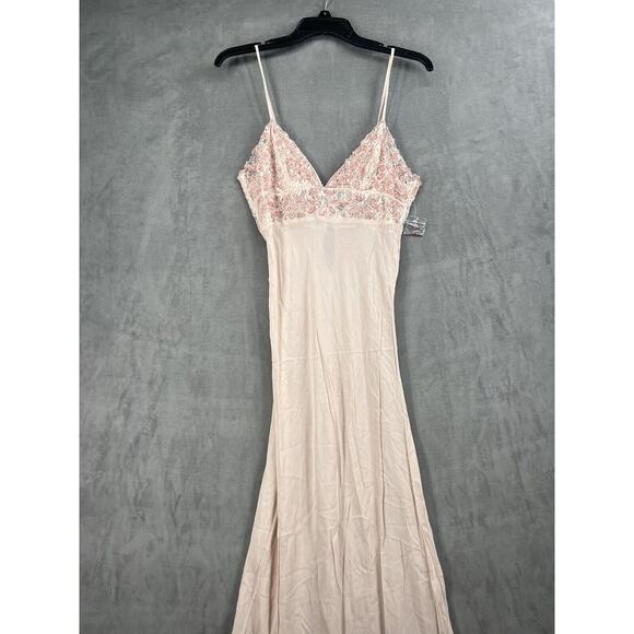 New Free People Midnight Magic Maxi Slip Dress Size XSmall Pink Beaded - Picture 4 of 15